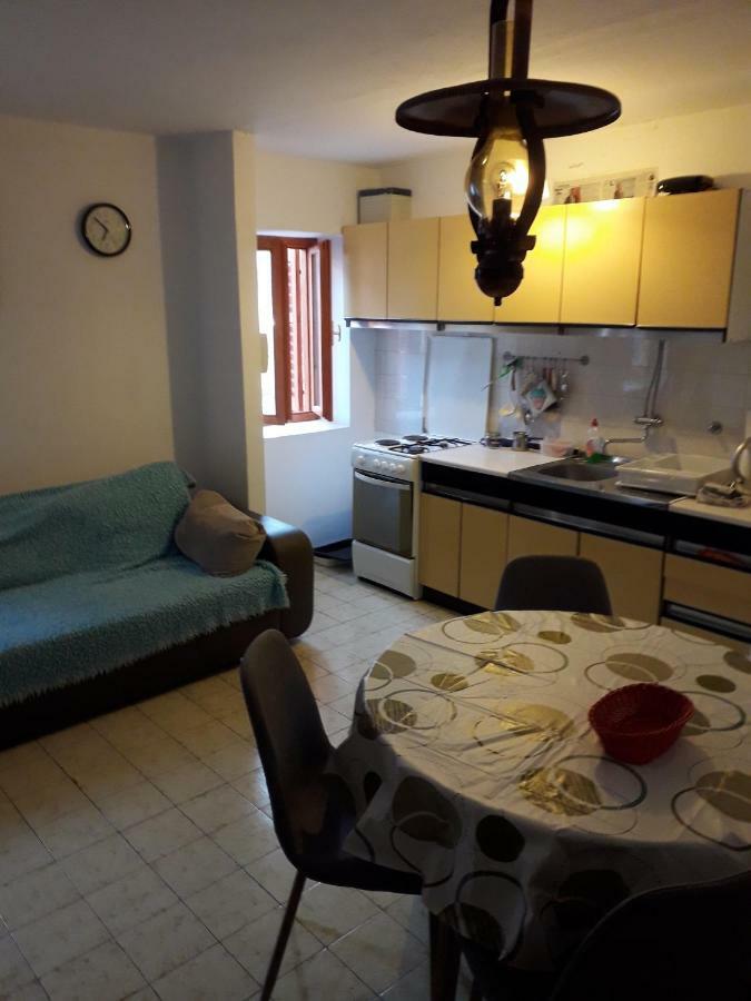 Apartman Romandic Vis Exterior foto